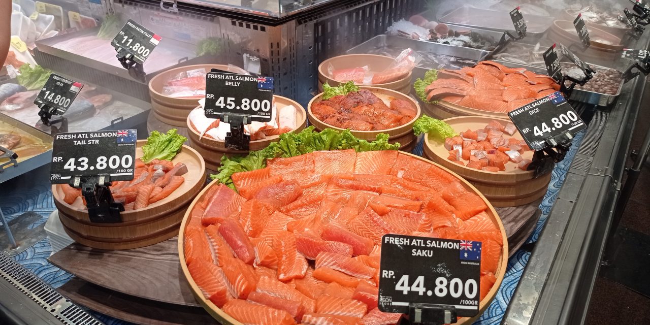 Mengapa daging salmon berwarna merah?